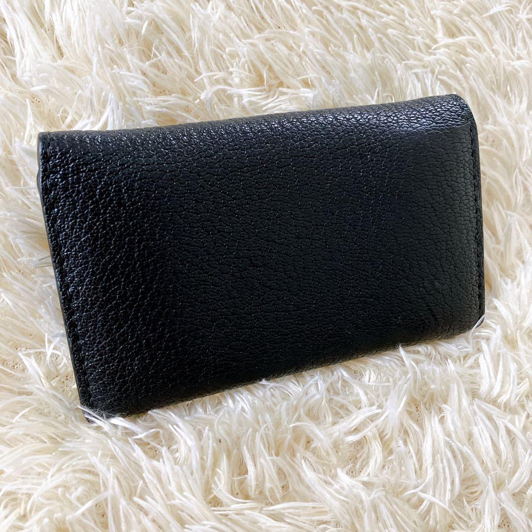 良品✨ 22春夏モデル✨ミュウミュウ キーケース　パール リボンレザー 黒