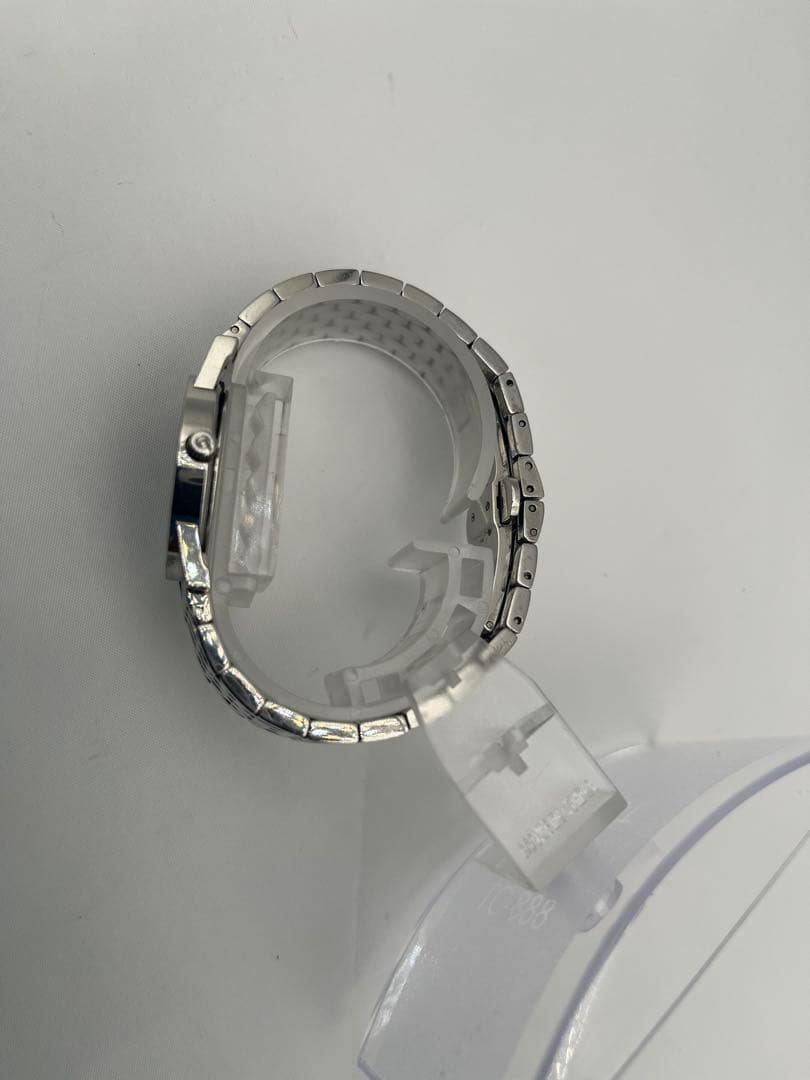 GUCCI グッチ 5200L.1 SS ブラック文字盤 レディース　稼働