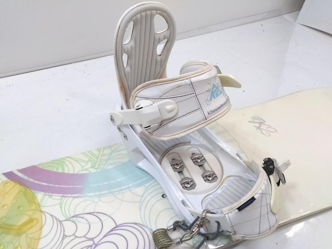 激安! K2 moment 142cm レディーススノーボード3点セット △
