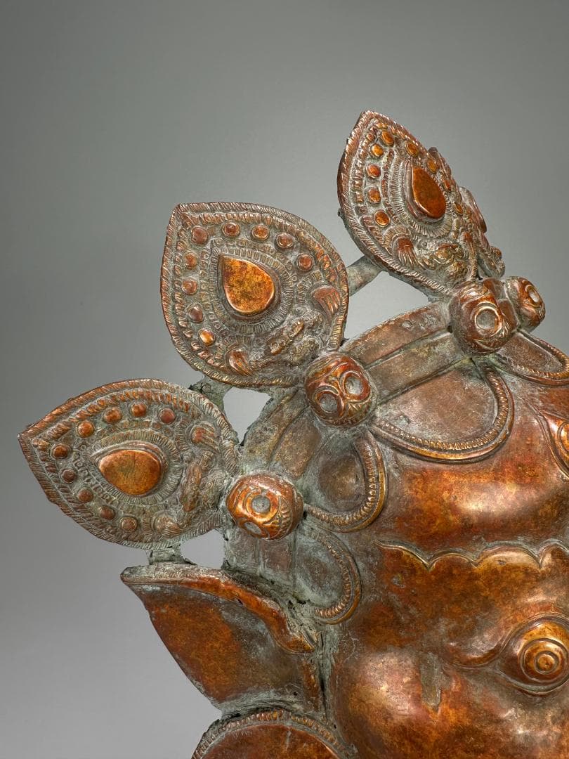 仏教美術　18世紀頃喜馬拉雅仏教　ヒマラヤ銅製面具　ヴァラーハ像　婆利迦古物保証