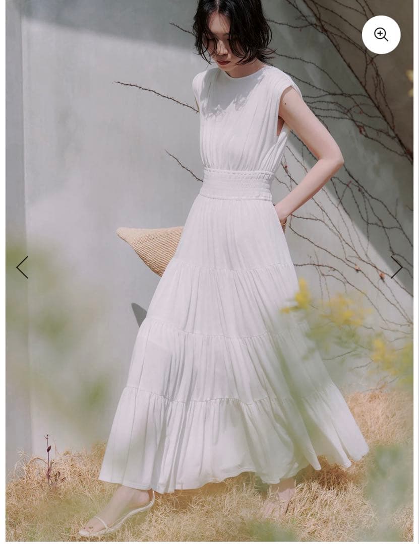 ギャザーティアードカットワンピース