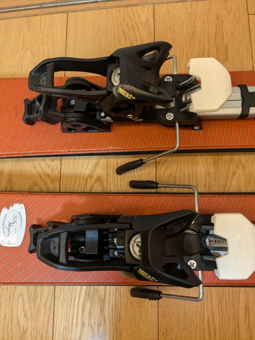 LINE OUTLINE 178cm 、チロリア　アンビション12