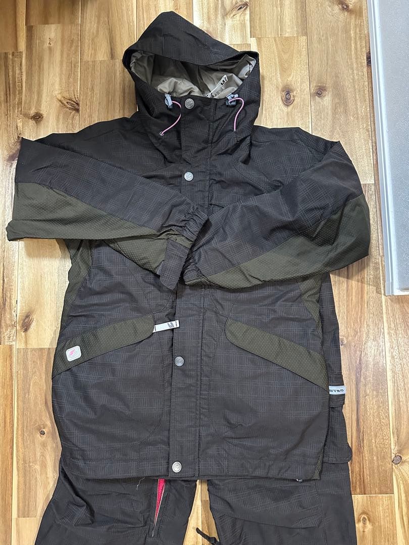 ESTIVO⭐️ボードウェア⭐️ダークブラウン⭐️レディース⭐️sizeM