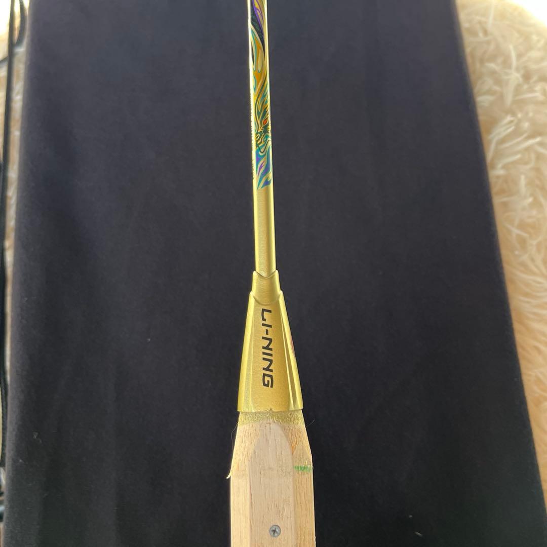 Li-NING AXFORCE100 バドミントンラケット