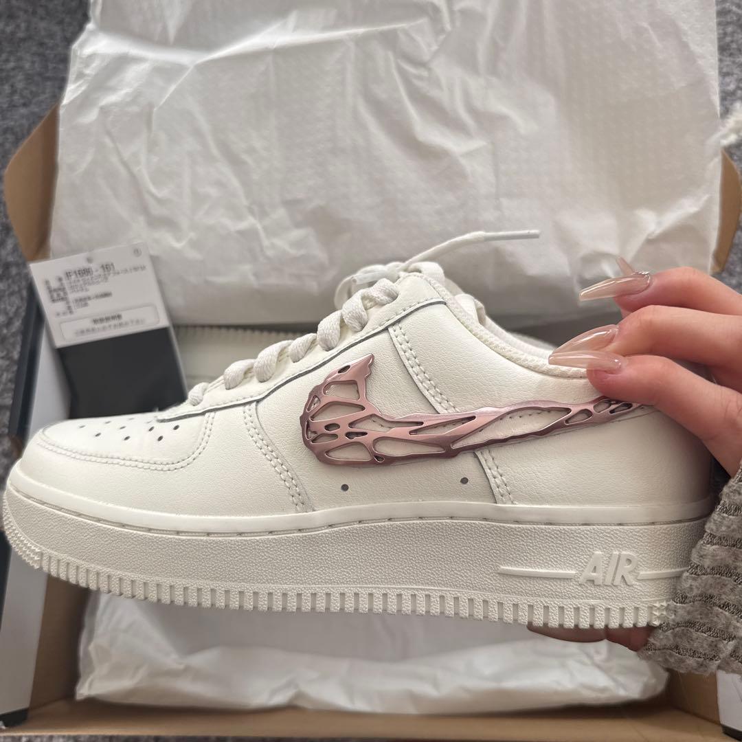 靴 Nike Women's Air Force 1 Low '07 LX