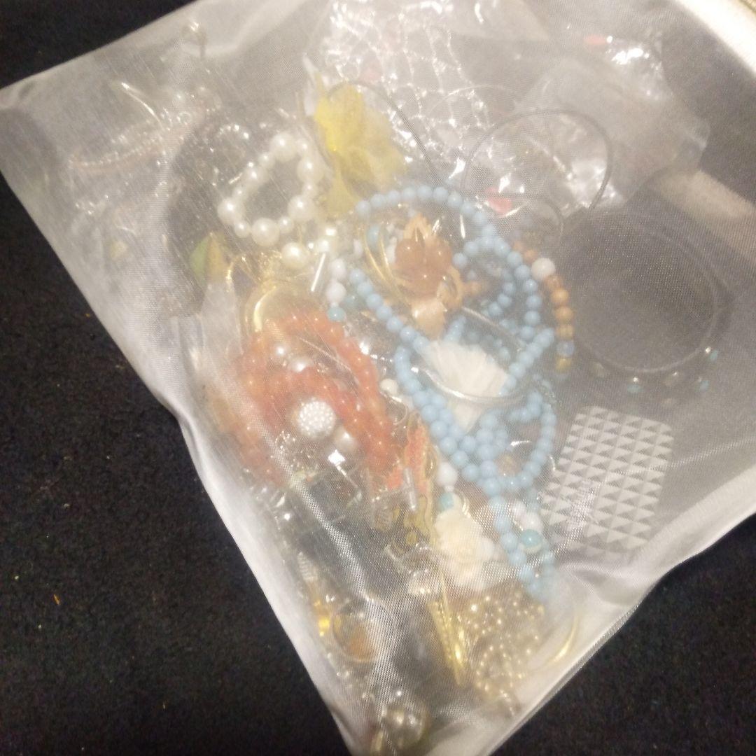 イミテーションアクセサリー等