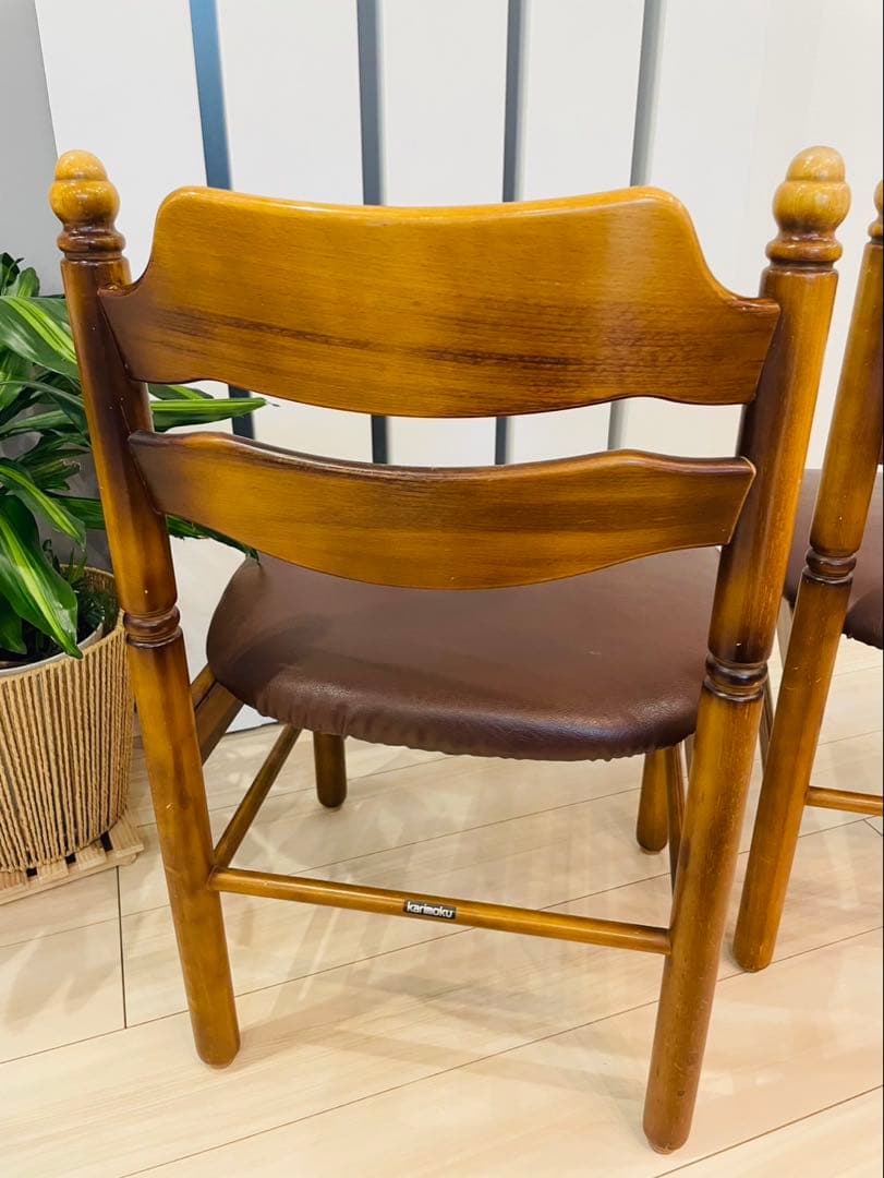 【カリモク】コロニアル　ダイニングチェア　椅子　2脚セット