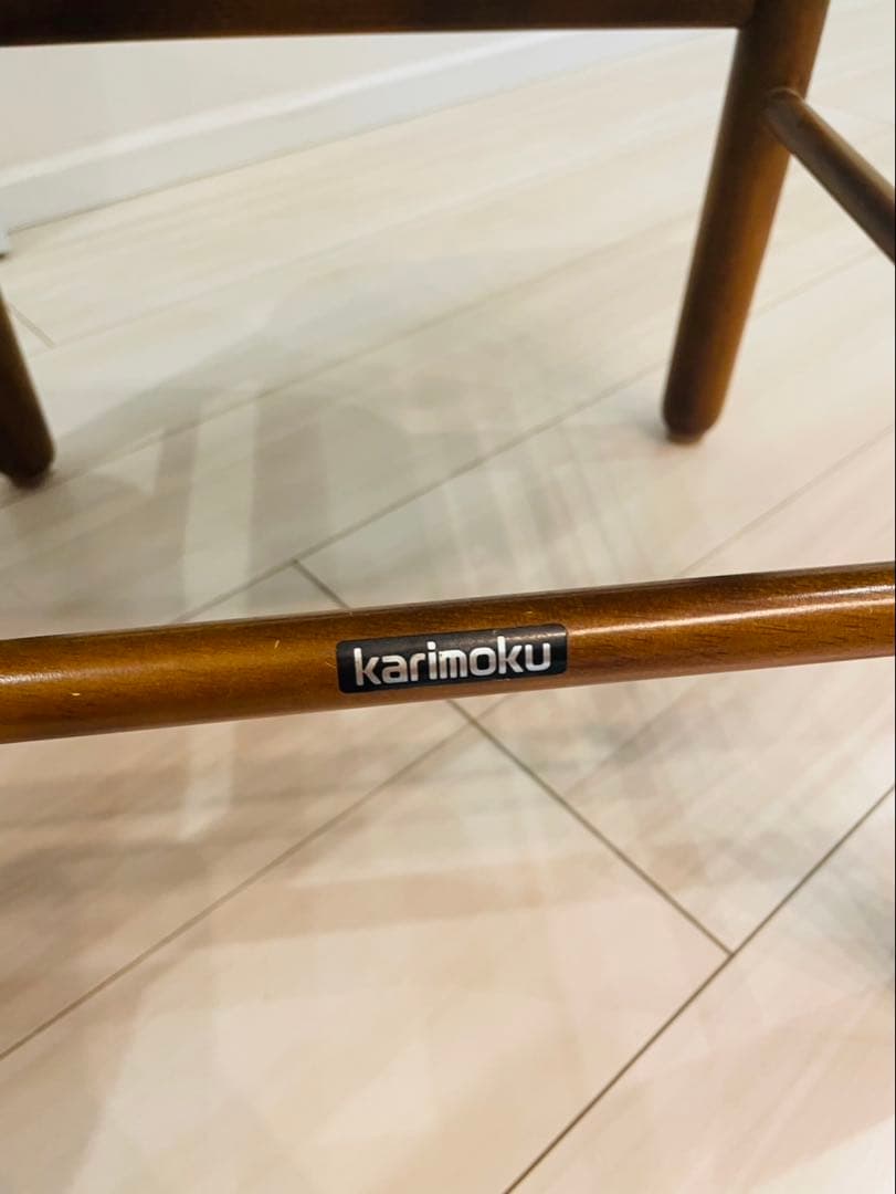 【カリモク】コロニアル　ダイニングチェア　椅子　2脚セット