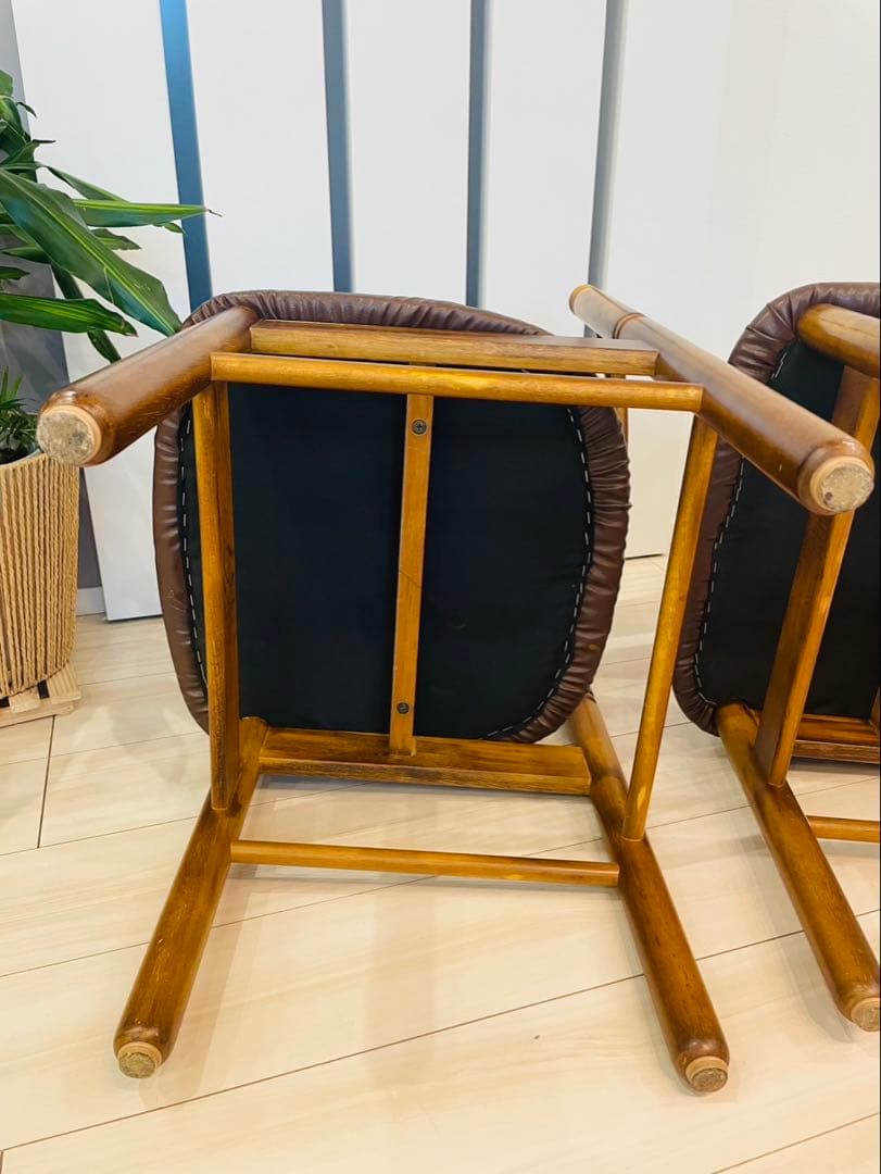 【カリモク】コロニアル　ダイニングチェア　椅子　2脚セット