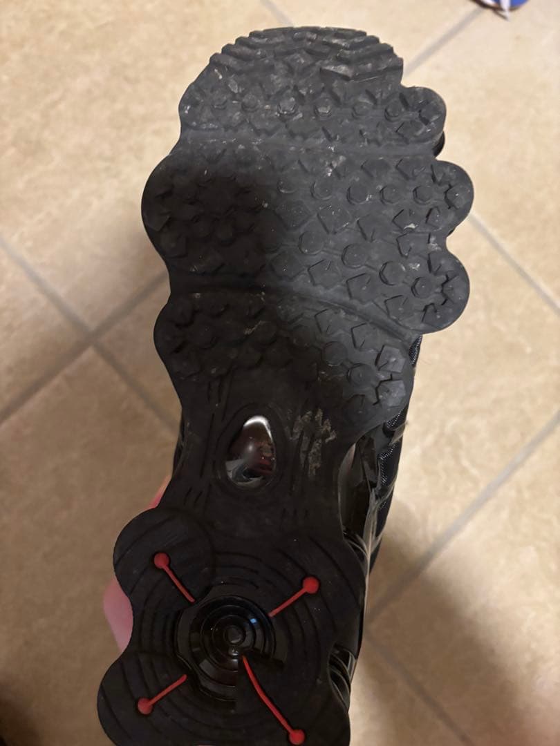 Nike Shox ブラック メンズ スニーカー