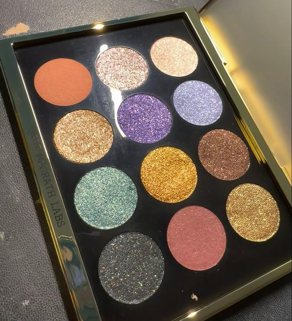 patmcgrath 最新　Mega Eye Shadow Palette
