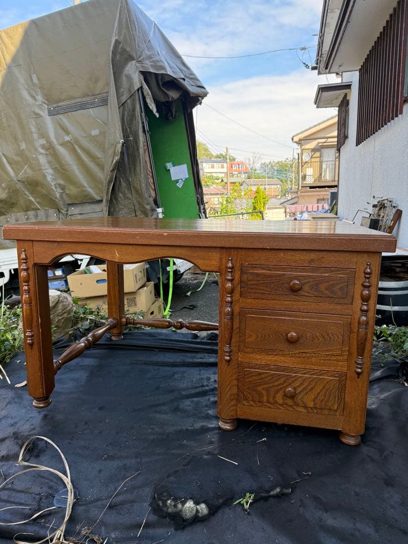 引き取り限定！埼玉　アンティーク調 木製書斎机 クラシックデスク オーク風