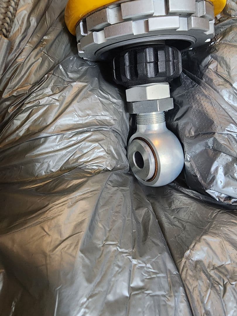 オーリンズ　RS660 リアサスペンション　AP660