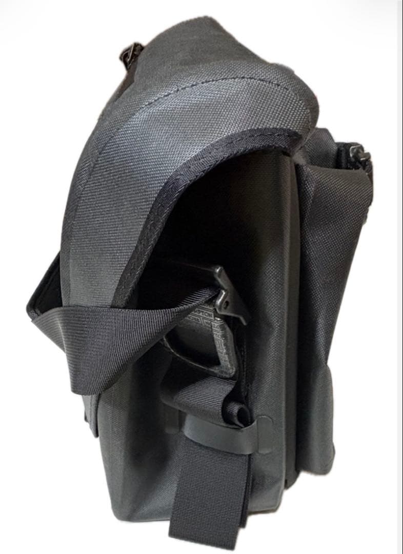 値下げBROMPTON Messenger Waterproof Bag 黒