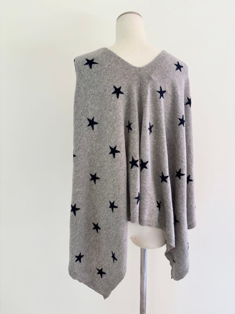 クイーンアンドベル　スター柄　カシミアニットポンチョ