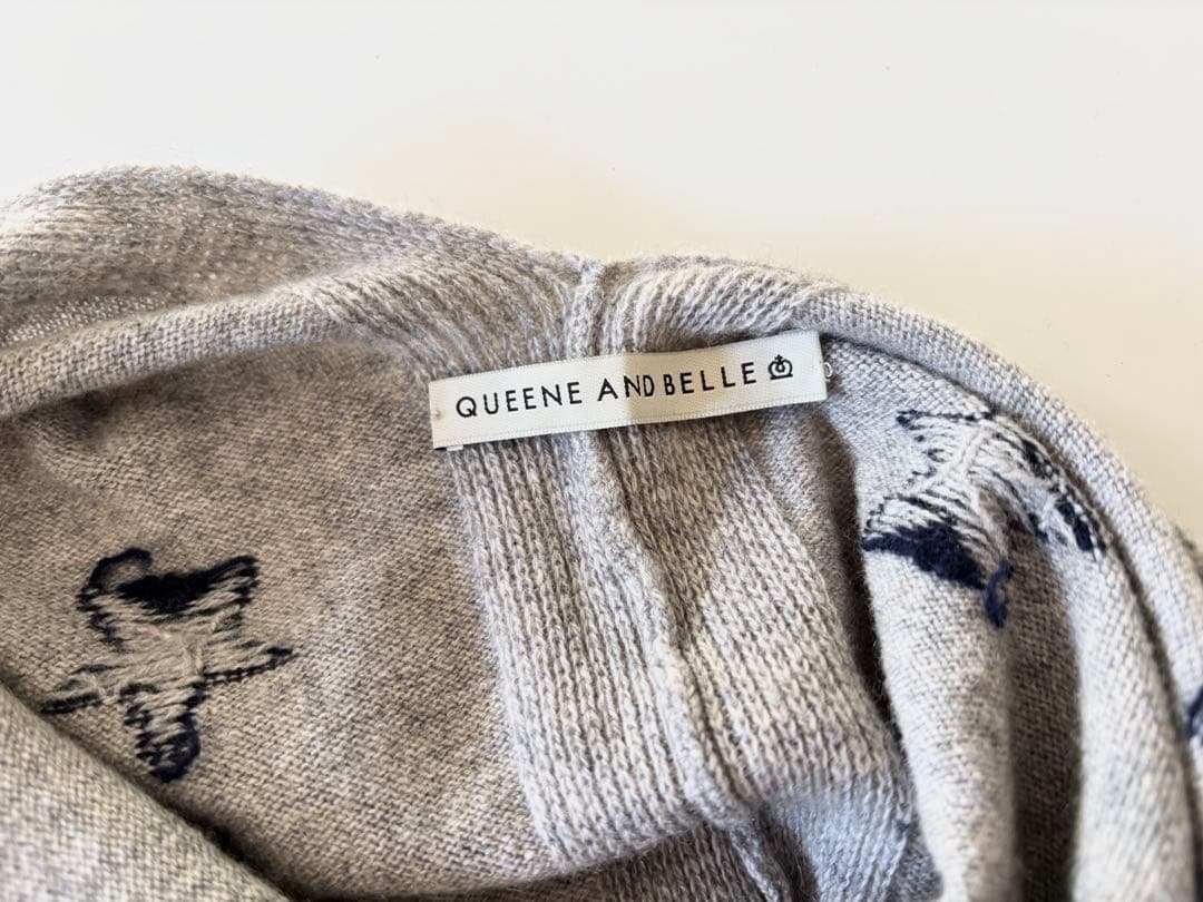 クイーンアンドベル　スター柄　カシミアニットポンチョ