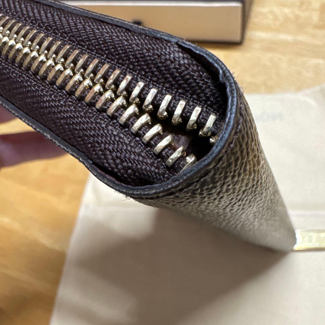 ✨美品✨ルイヴィトン モノグラムジッピーウォレット長財布