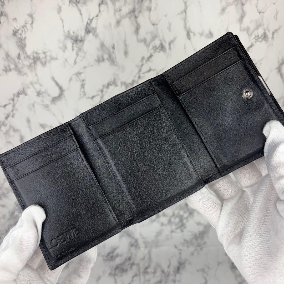 113 LOEWE アナグラム　トライフォールドウォレット　三つ折り財布