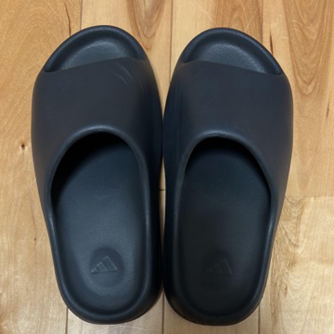 adidas YEEZY SLIDE オニキス　25.5