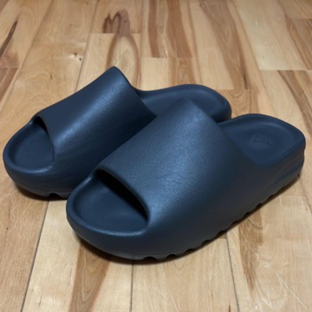 adidas YEEZY SLIDE オニキス　25.5