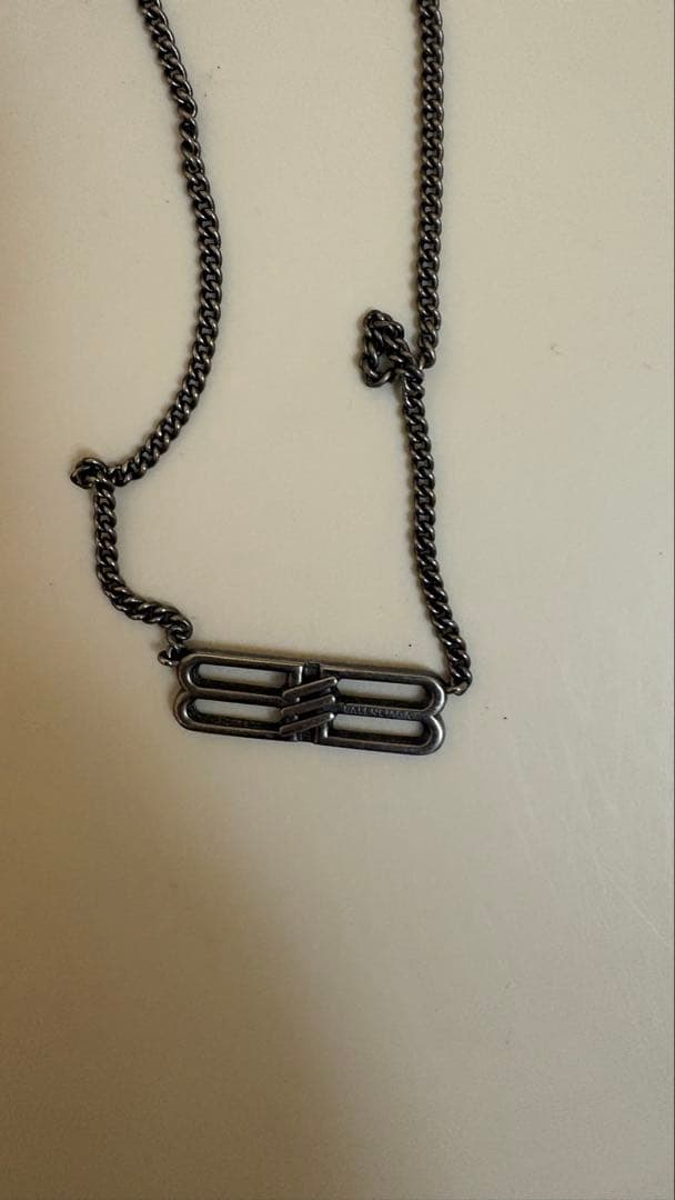 バレンシアガ ネックレス