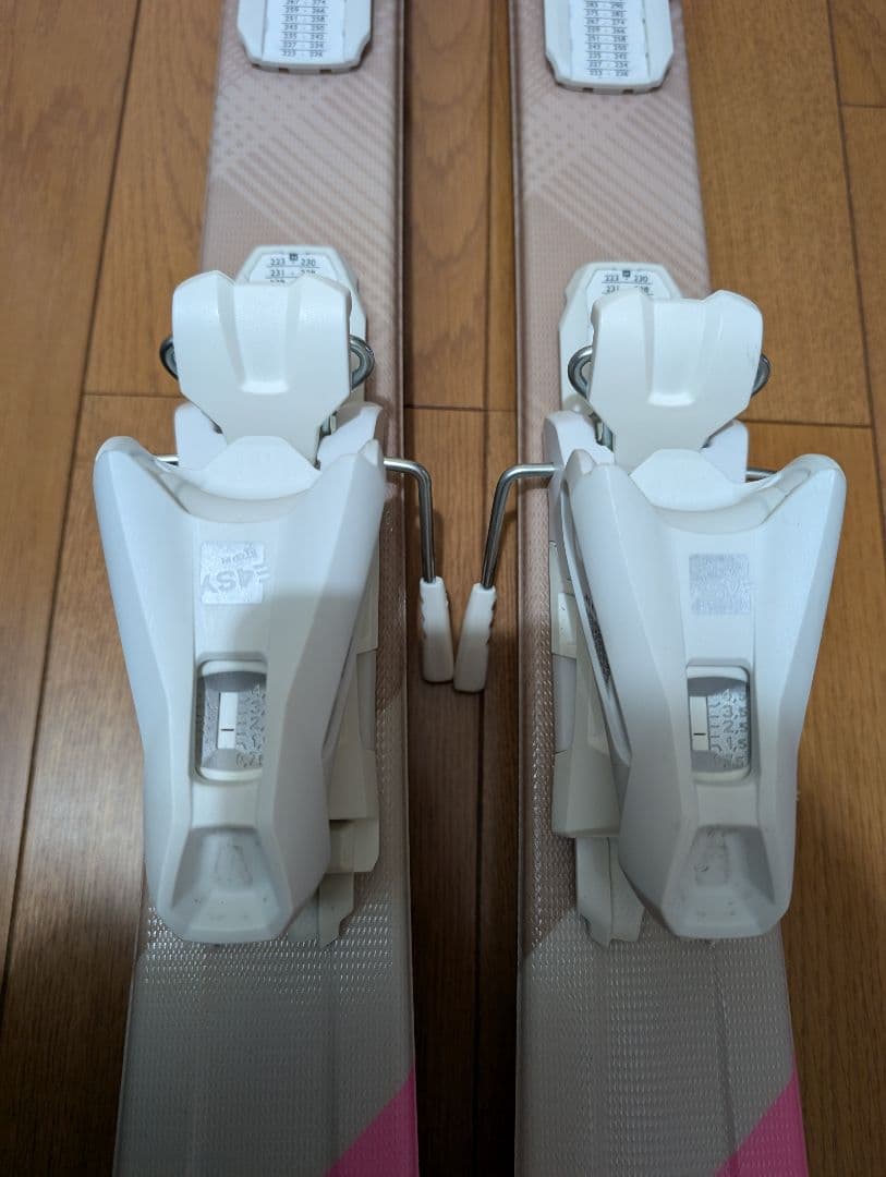 【専用】Hart 子供用スキー板　ビンディング　ストック 　3点セット