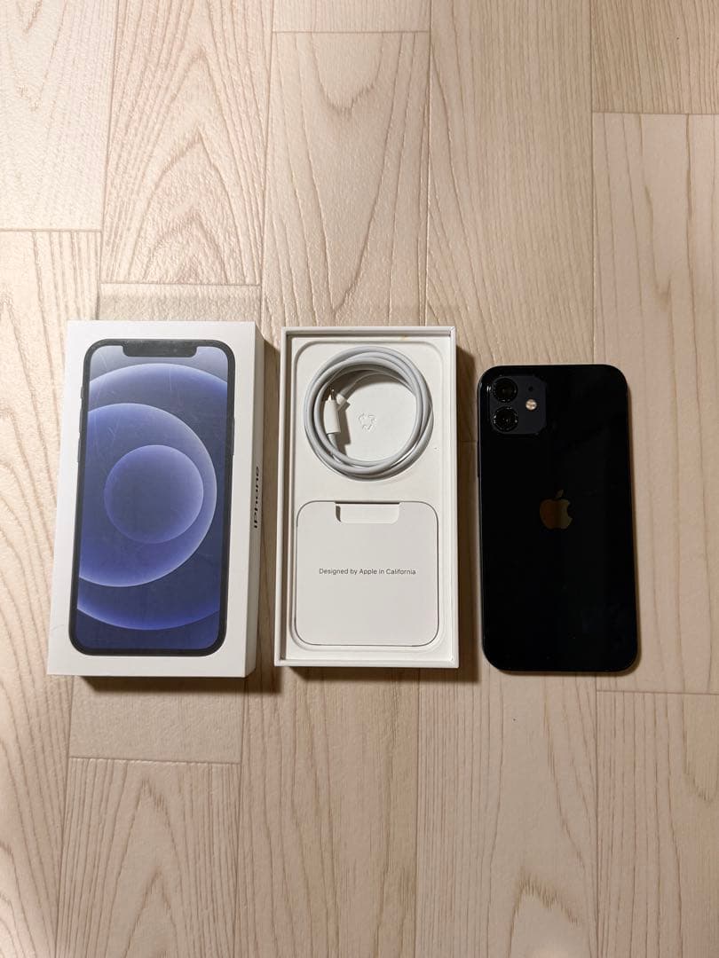 Apple iPhone 12 ブラック 本体　256GB