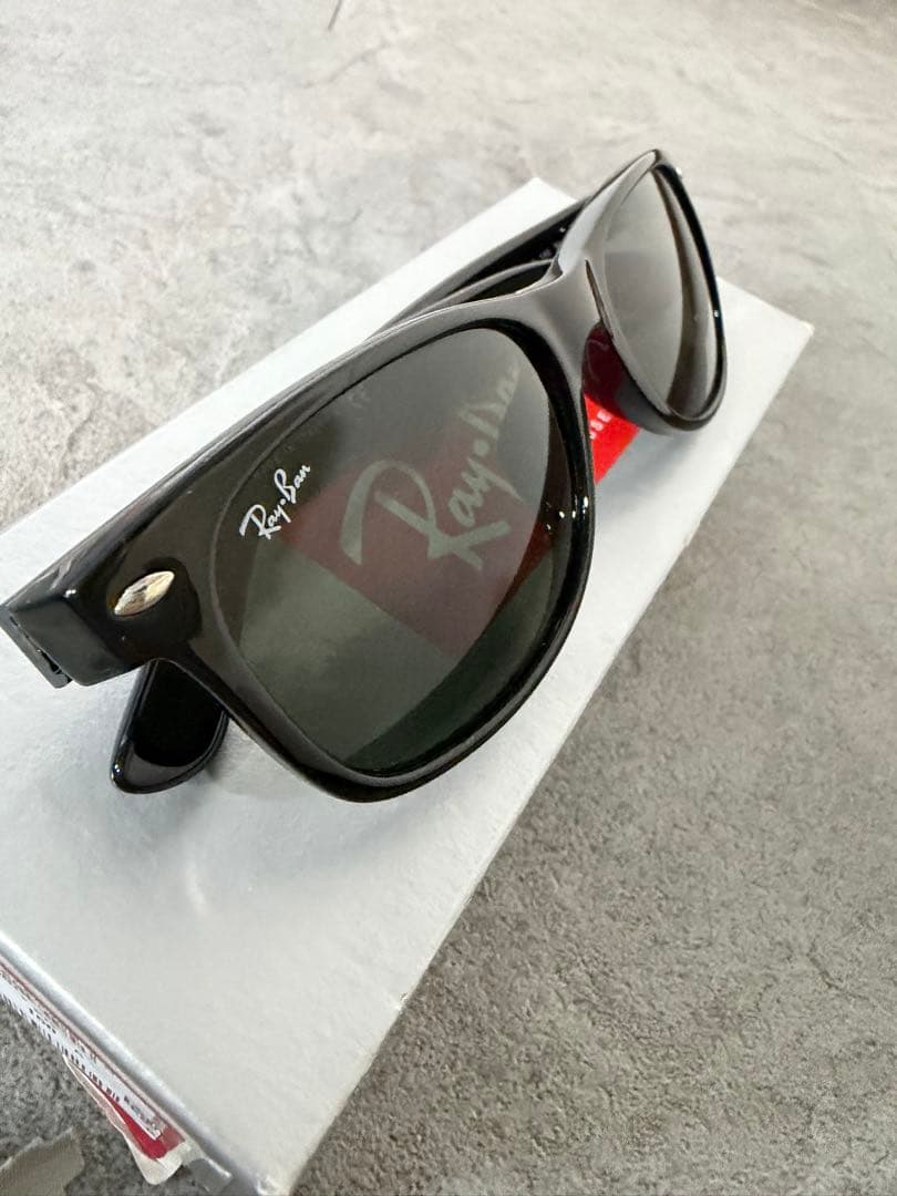 【最終値下げ】RayBanレイバンRB2132F NEWWAYFARER