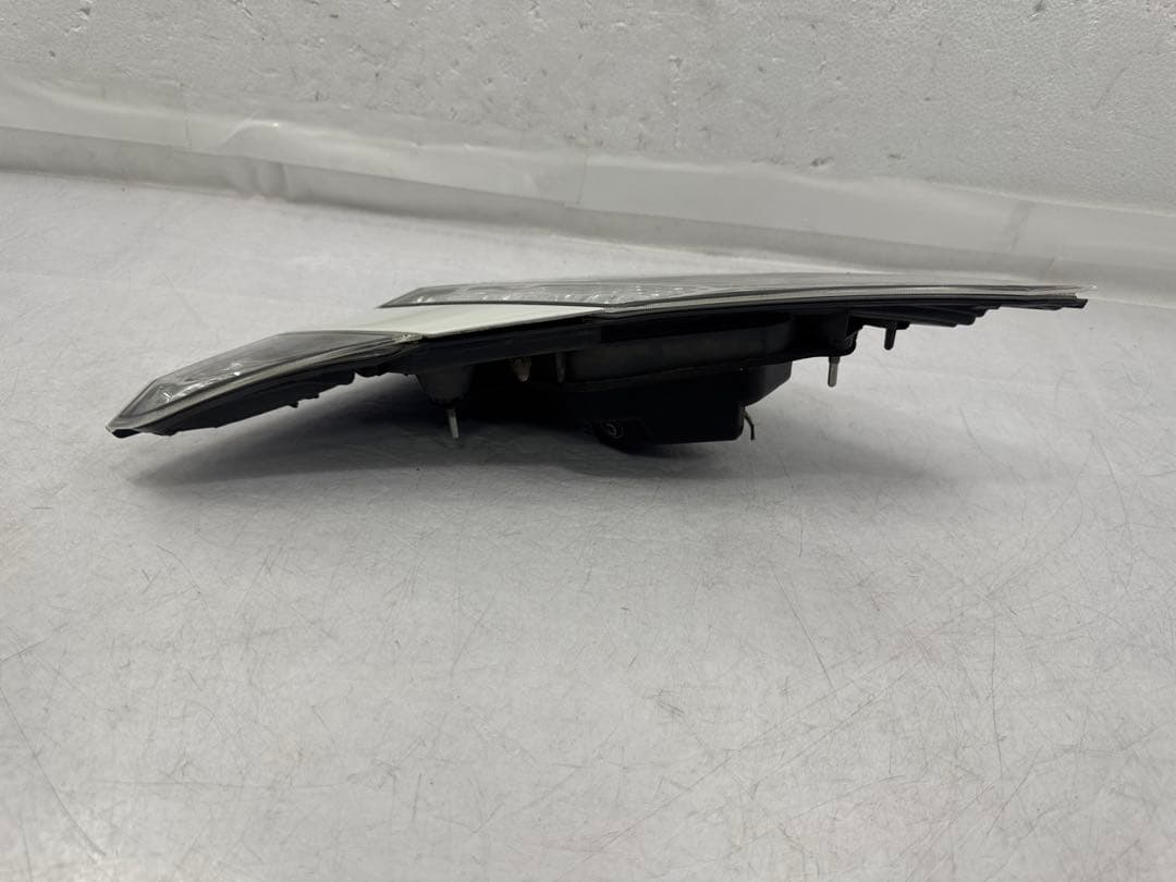 トヨタ 20 ヴェルファイア LED テールライト テールランプ 右￼側