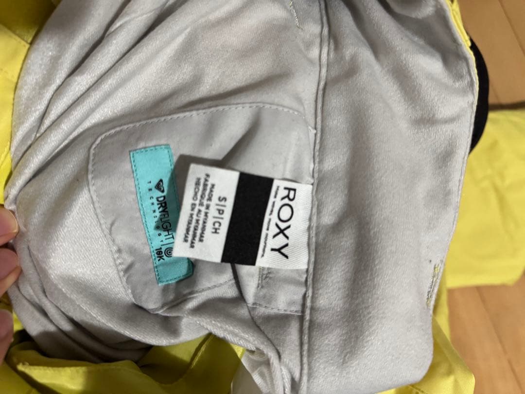 総額約5万円⭐︎ ROXY スノーボードウェア　一式　ミトン　ニット帽　セット