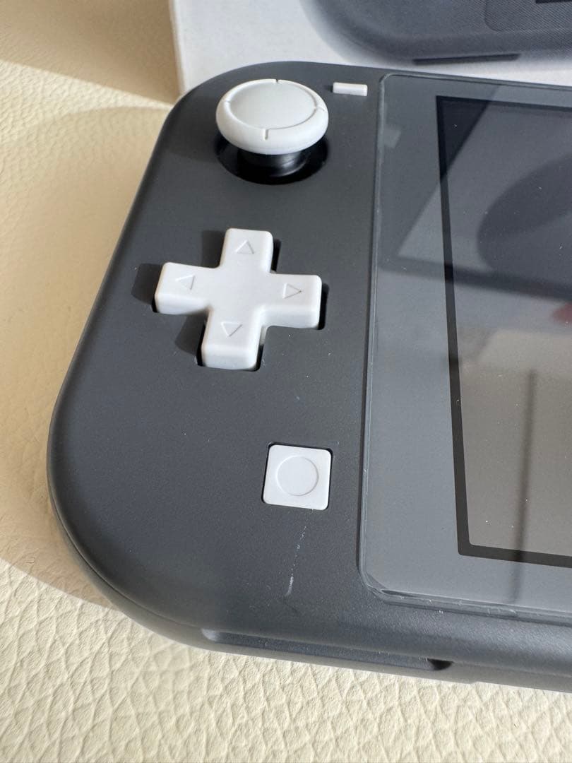 はる Nintendo Switch Lite グレー 本体