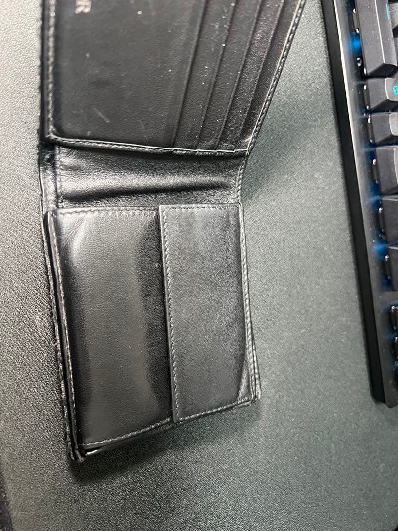 ネ*モ様 Dior 二つ折り財布 使用感あり