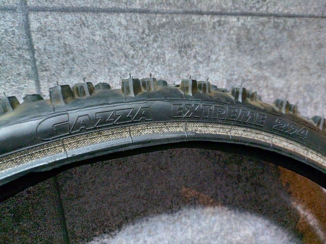 SUOMI TYRES Gazza Extreme 294 29×2.1２本組