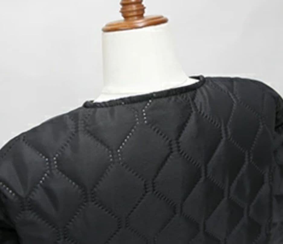 美品　アーメン　ARMEN オーバーサイズノーカラー キルティングコート ロング