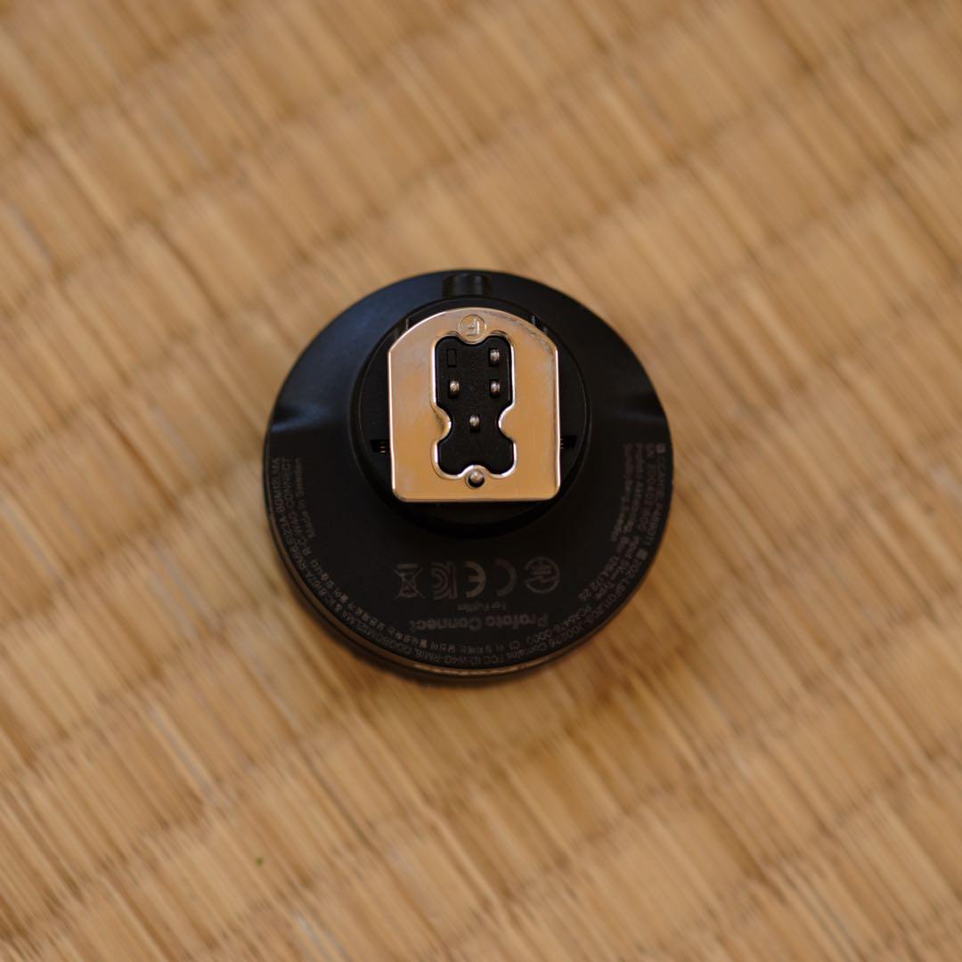 Profoto ホットシューアダプター(FUJIFILM)