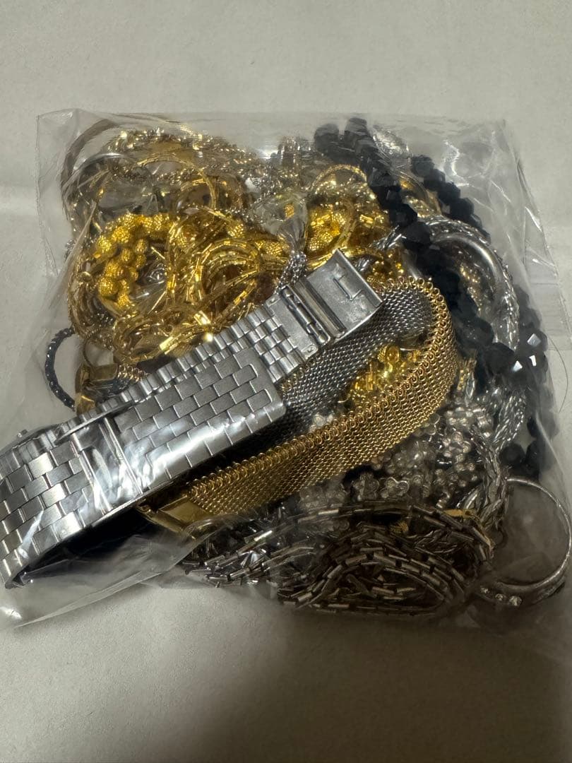 遺品整理 アクセサリー 時計