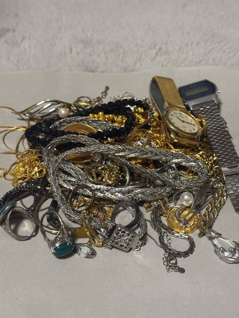 遺品整理 アクセサリー 時計