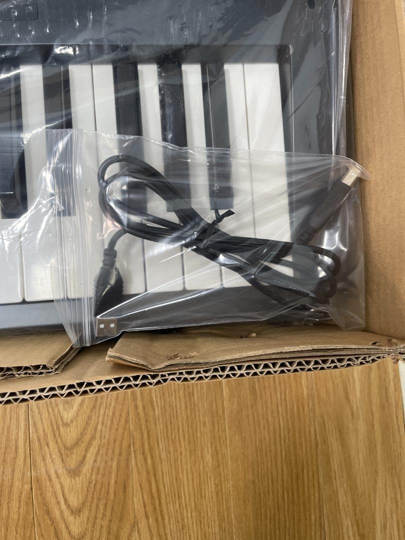 2Y♦874 M-AUDIO MIDI キーボード KEYSTATION 88