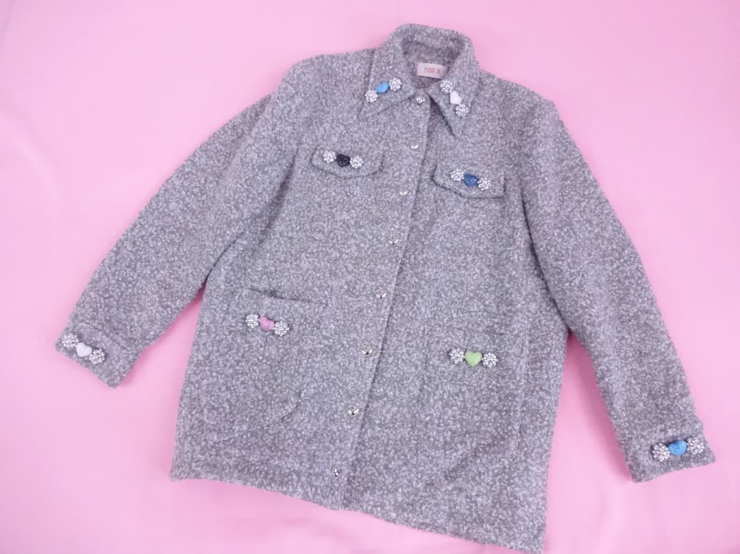 YUEQI QIユェチチ　ブークレ/ツイード素材ジャケット　ビジューハートボタン