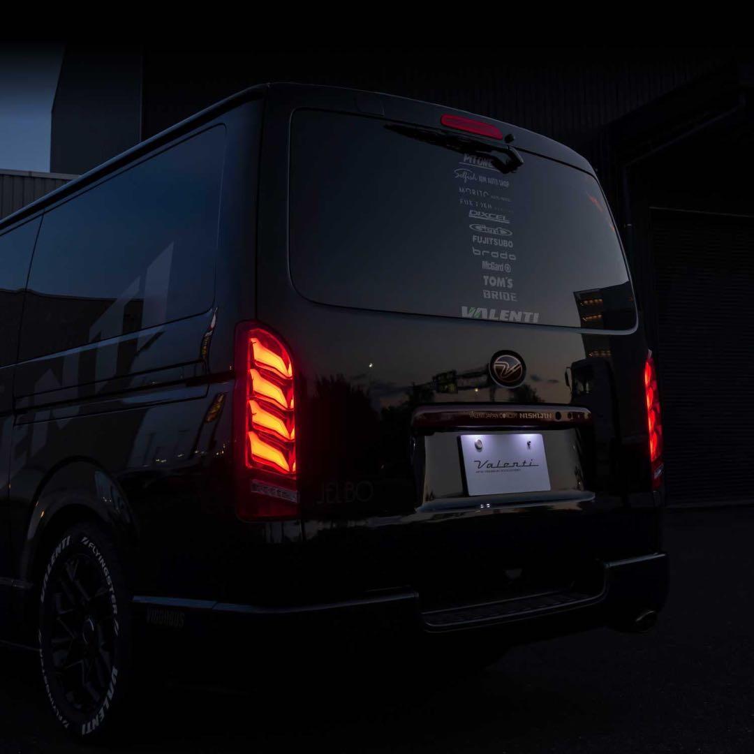 a*g様 ハイエース ヴァレンティ ULTRA Y(ガンマ) LEDテールランプ