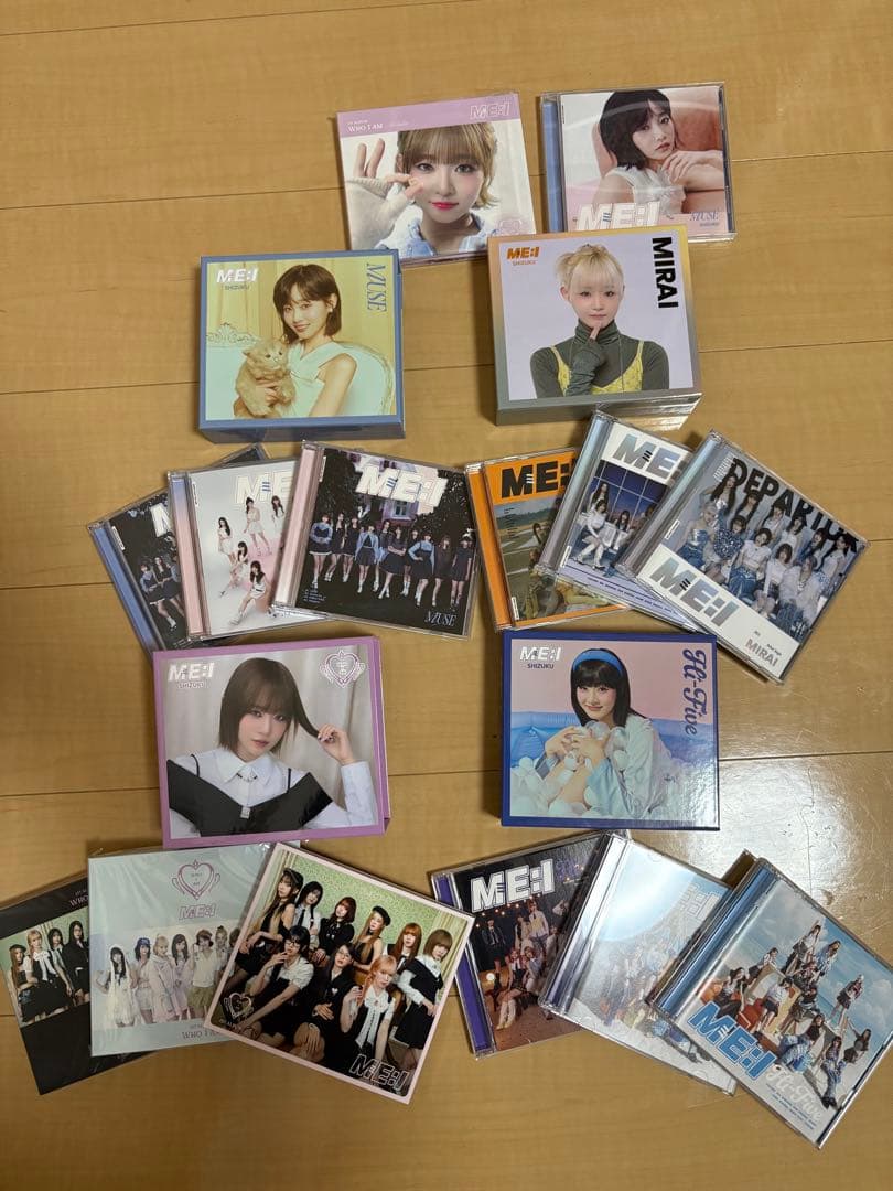 ME:I セット　飯田栞月