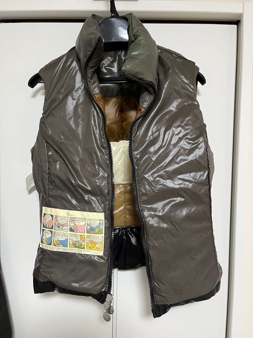 MONCLER ダウンベスト マルチカラー 早い者勝ち！