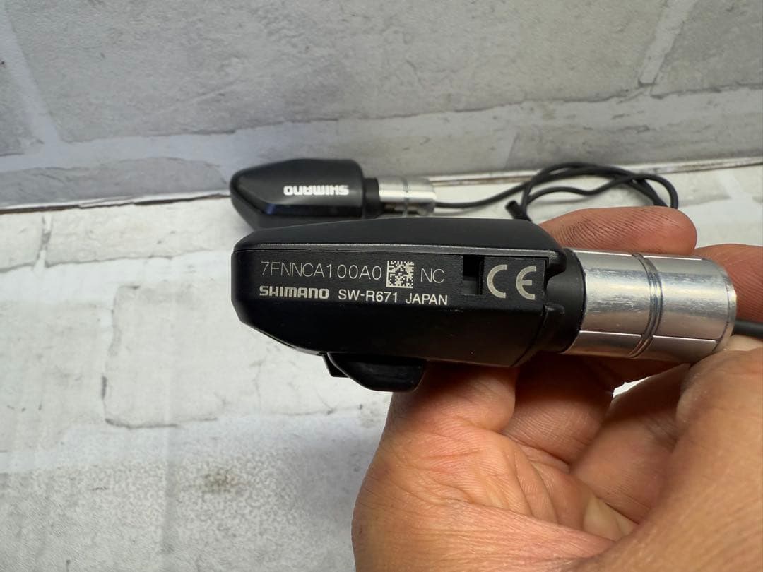 シマノアルテグラ6800 TT Di2 バーコン　SW-R671