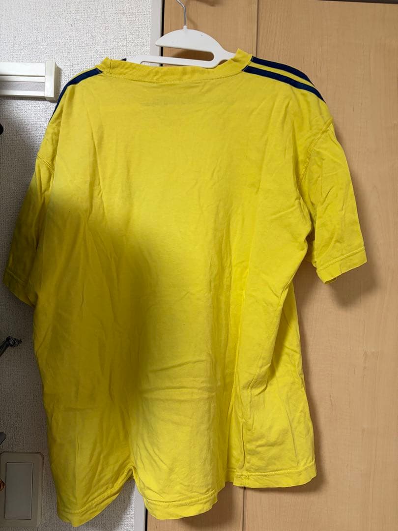 S*n様 adidas イエロー Tシャツ 万国タグ
