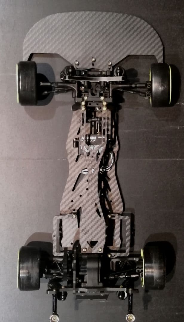 ヨコモ　RD2.0 カーボンシャーシ RD2.0-MGコンバ2　MGRD2-1