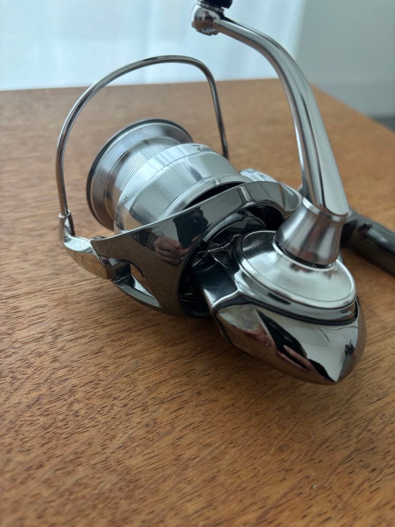 22イグジスト lt3000-h 美品 ダイワ ステラ スピニングリール