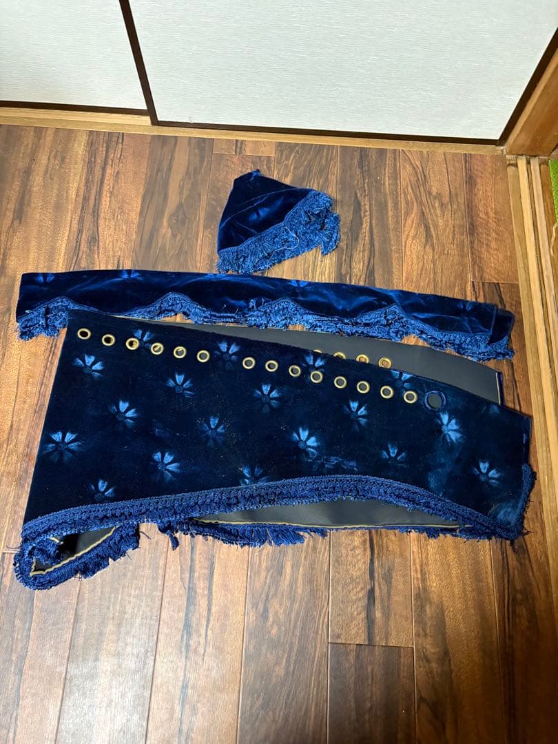 金華山　コスモス　ブルー　いすゞギガ