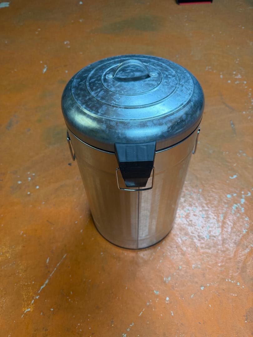 Snap-on ステンレスペダル式ごみ箱 中型