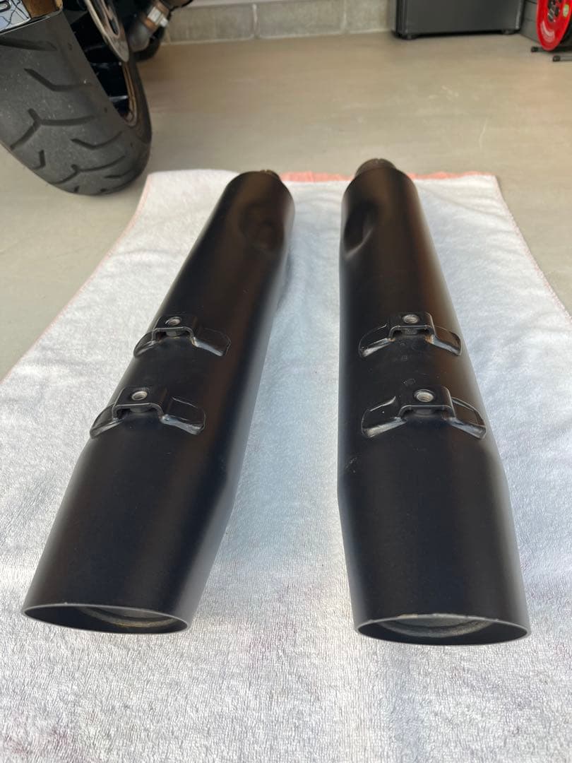 北米マフラー　ツーリングモデル M8