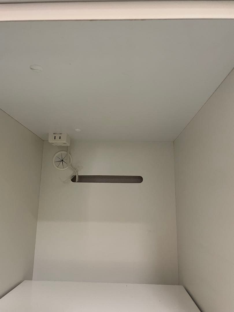 最終価格　ニトリ　キッチンボードポスティア120 ホワイト　カップボード　食器棚